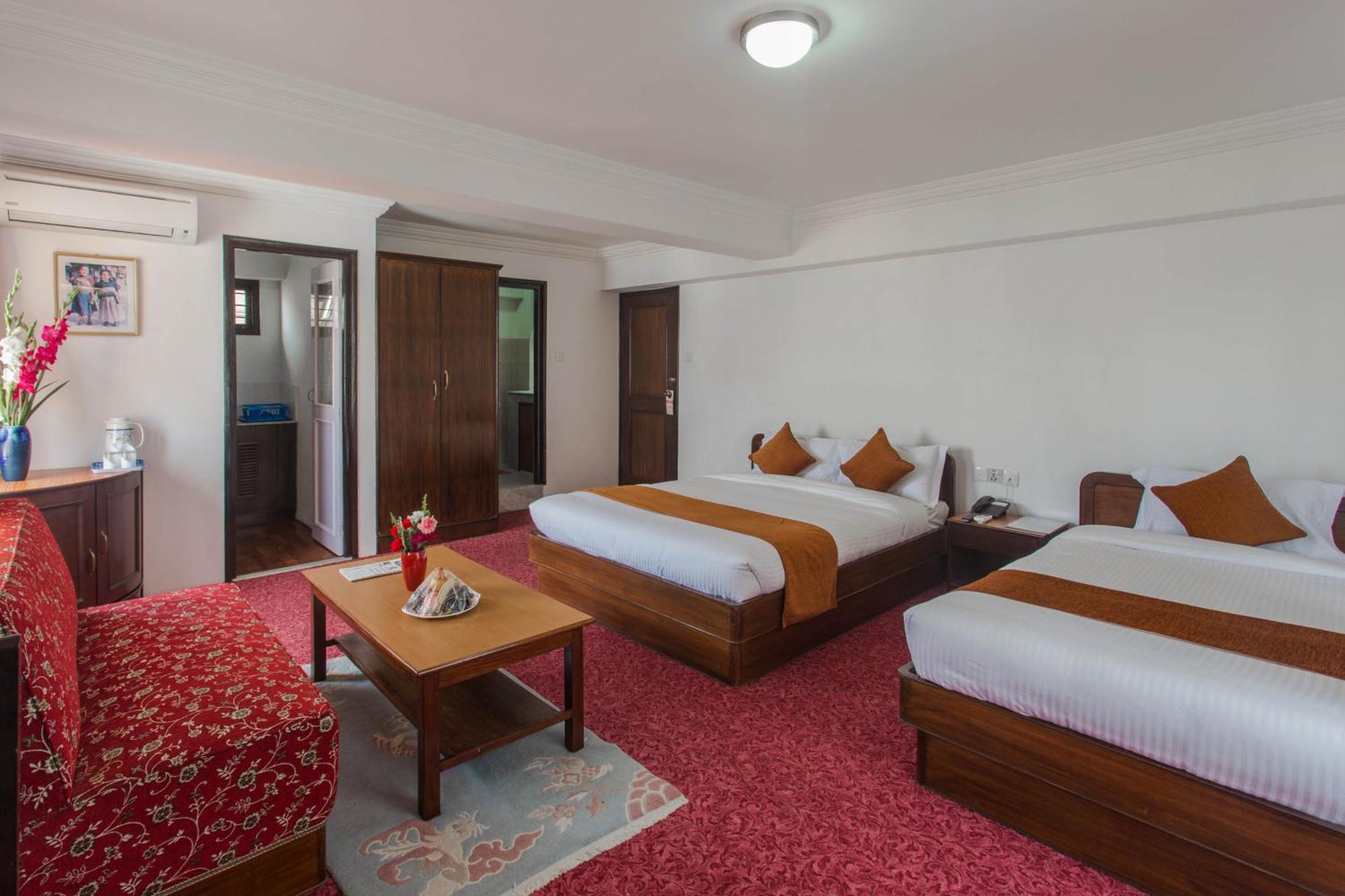 Fuji Hotel Kathmandu Bagian luar foto