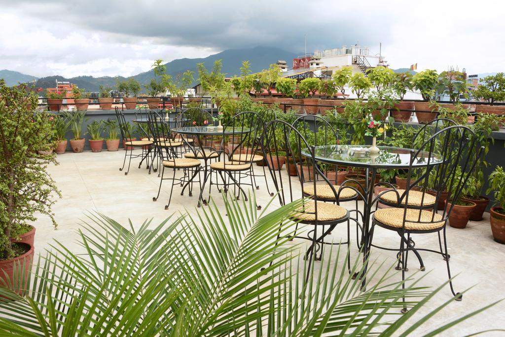 Fuji Hotel Kathmandu Bagian luar foto