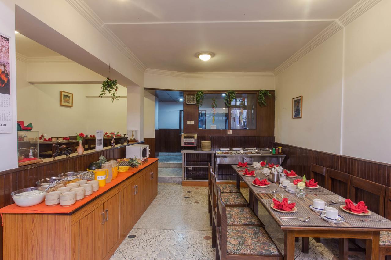 Fuji Hotel Kathmandu Bagian luar foto