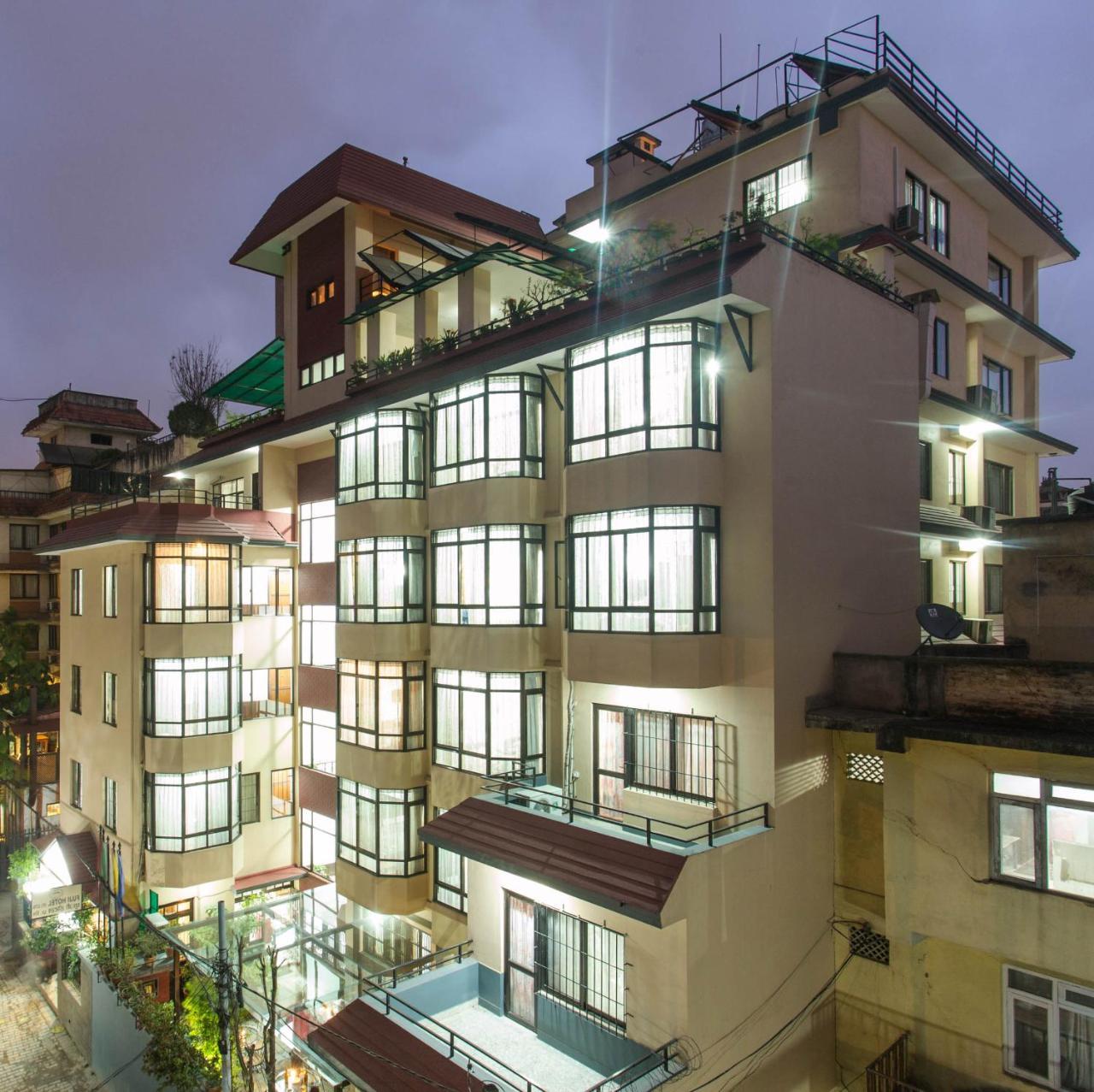 Fuji Hotel Kathmandu Bagian luar foto