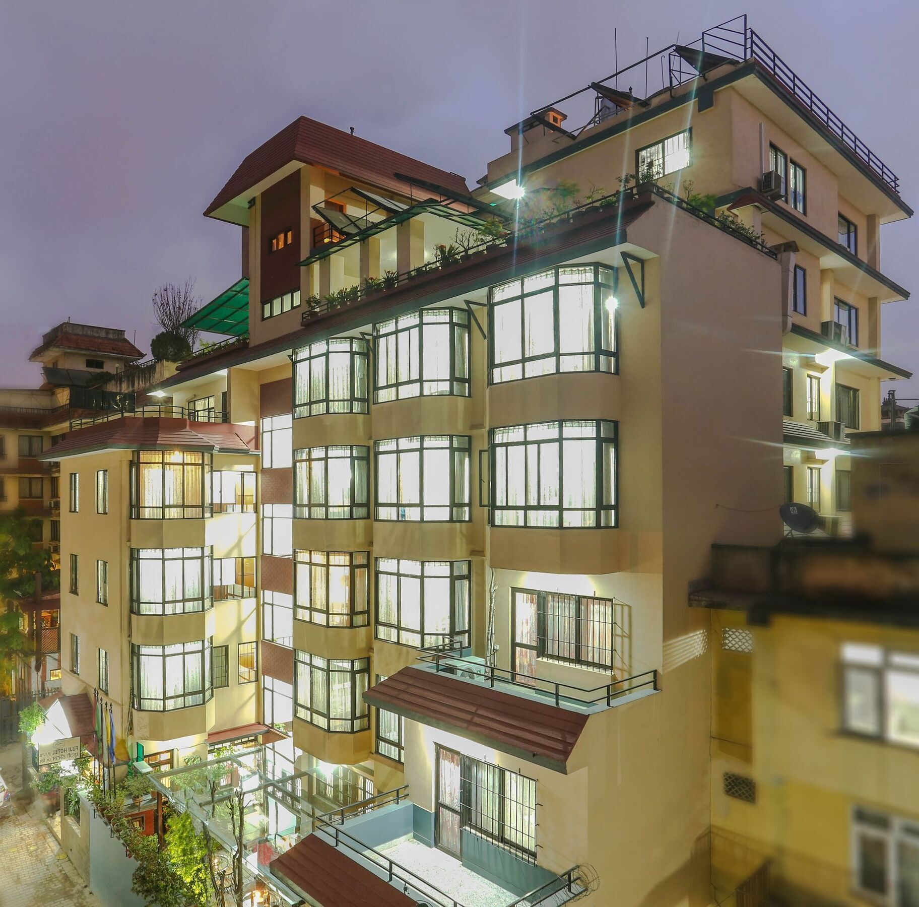Fuji Hotel Kathmandu Bagian luar foto